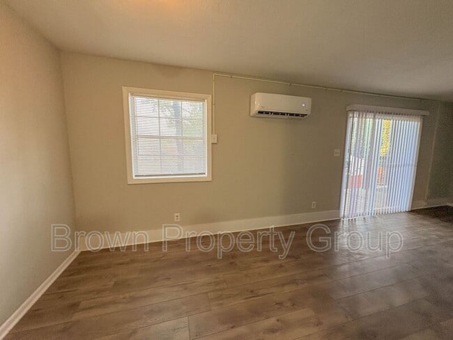 Photo - 2456 B Bragg Blvd