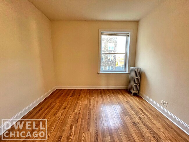 Photo - 2606 N Kimball Ave Unidad 201