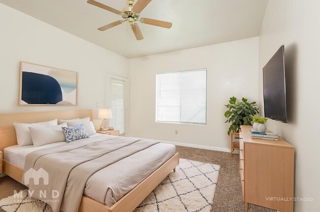 Photo - 900 S Meadows Pkwy Unit 822