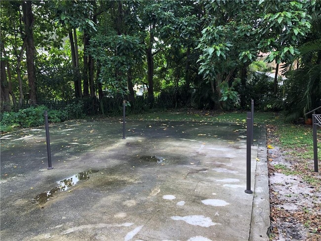 Photo - 1131 SE 2nd Ave