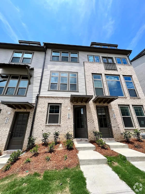 Building Photo - 2426 Figaro Dr Rental