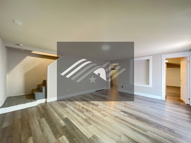 Building Photo - 1548 Lingo St Unit 3