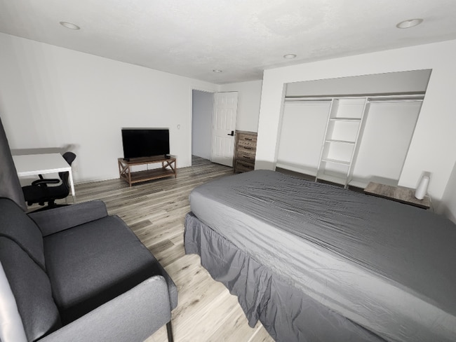 Photo - 4197 W 4100 S