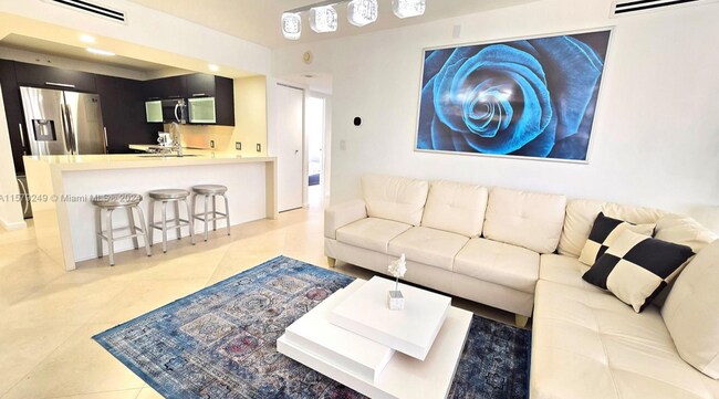 Photo - 3675 N Country Club Dr Unidad 2303