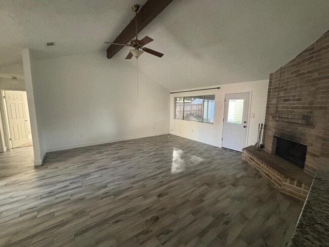 Photo - 7307 Crystalglen Dr