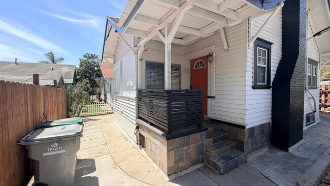 Photo - 2686 A St