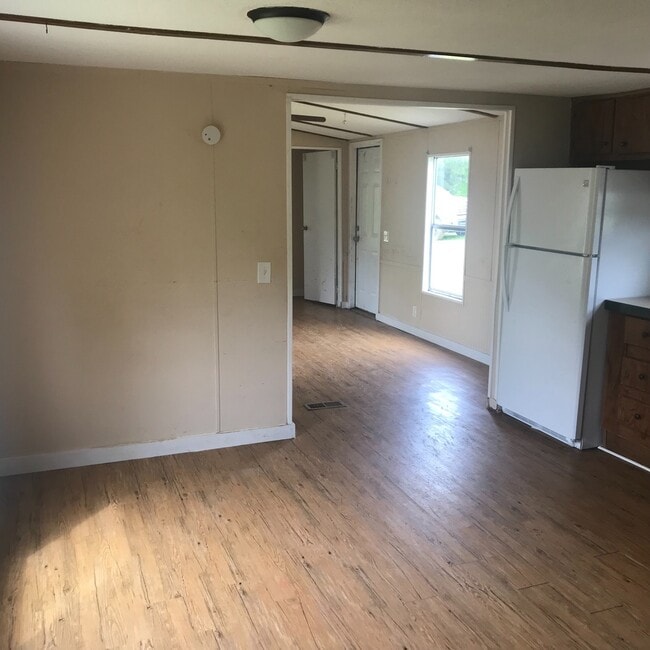 Photo - 10614 Eureka Rd