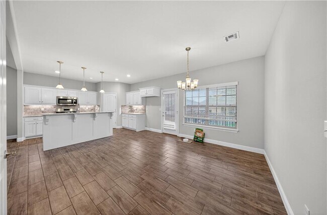 Photo - 584 Quartz Wy