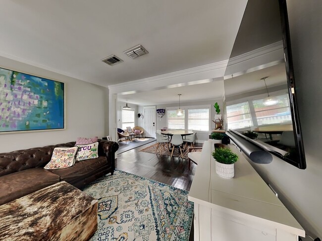 Photo - Fairmount Cottage READY NOW!