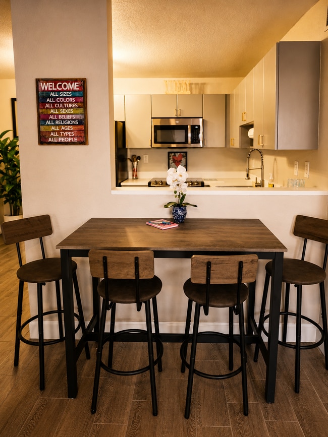 Photo - 21020 Voyager Blvd Unit 01