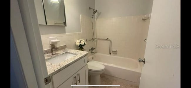Photo - 2448 Columbia Dr Unit 52