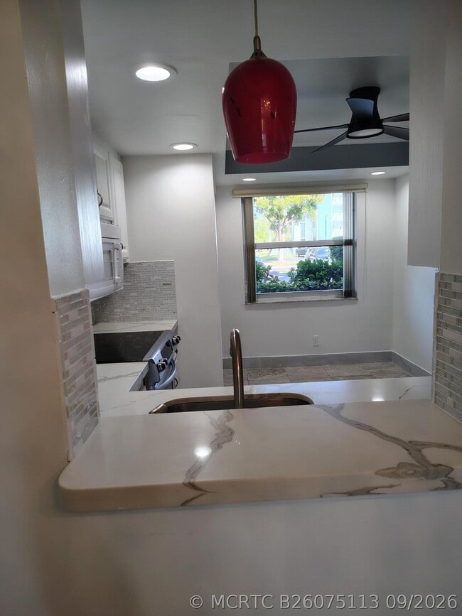 Building Photo - 7680 NW 18th St Unit 105