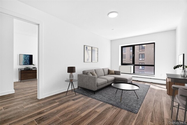 Building Photo - 1591 Jesup Ave Unit 4b