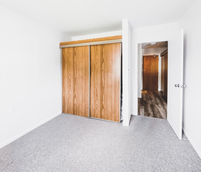 Photo - Forest Manor Apartments