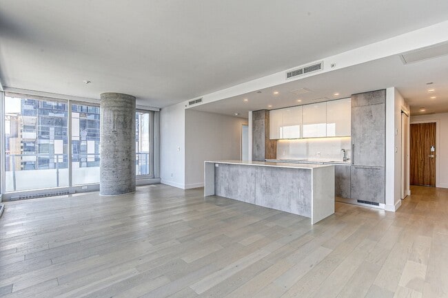 Photo - 1400 René-Lévesque Blvd W Unité 1311