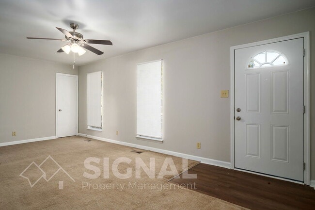 Photo - 93 Moonglow Dr