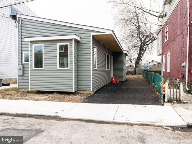 Photo - 164 Meehan Ave