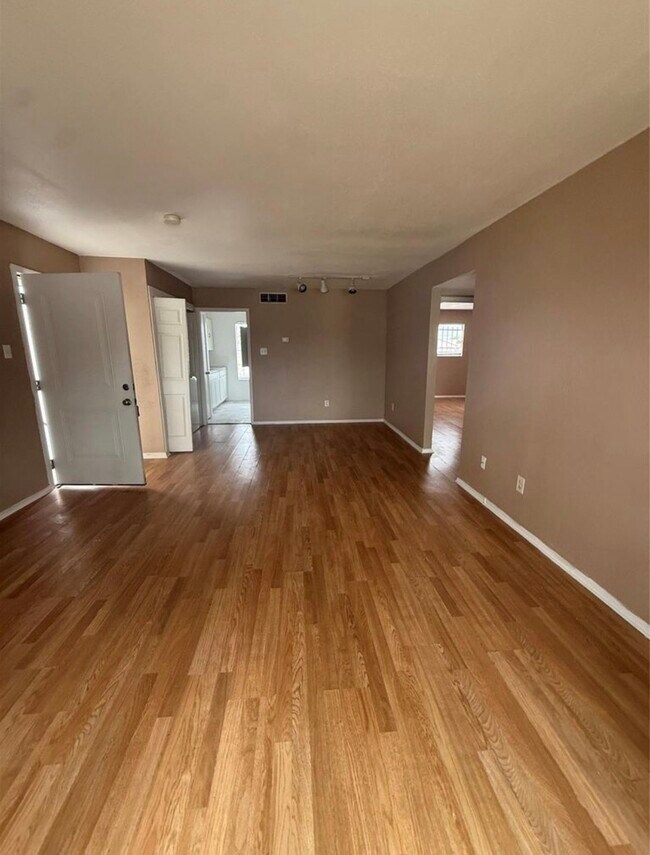 Photo - 8323 Wilcrest Dr Unit 17002