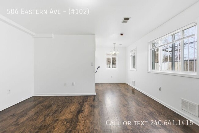 Photo - 506 Eastern Ave NE Unit (#102)