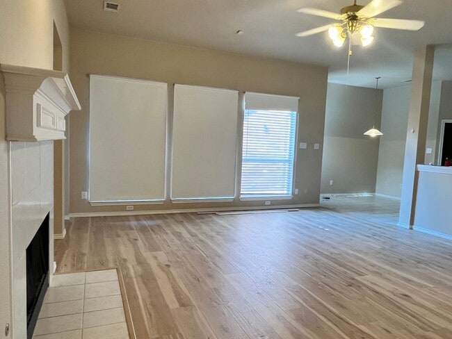 Photo - Beautifully Updated 4-Bedroom Home with Community Pool & Excellent Schools!