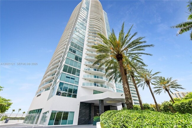 Building Photo - 2101 Brickell Ave Unit 1909