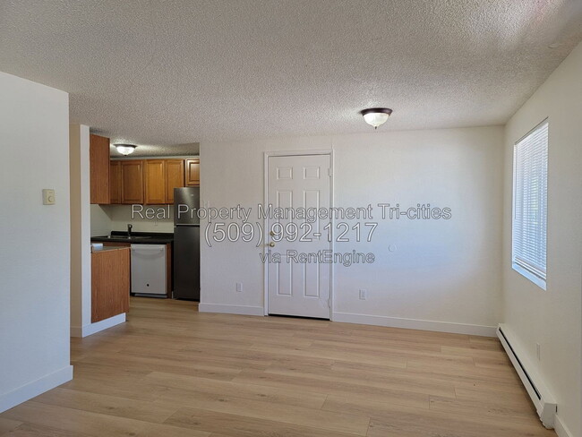 Photo - 3315 W 1st Pl Unit 3