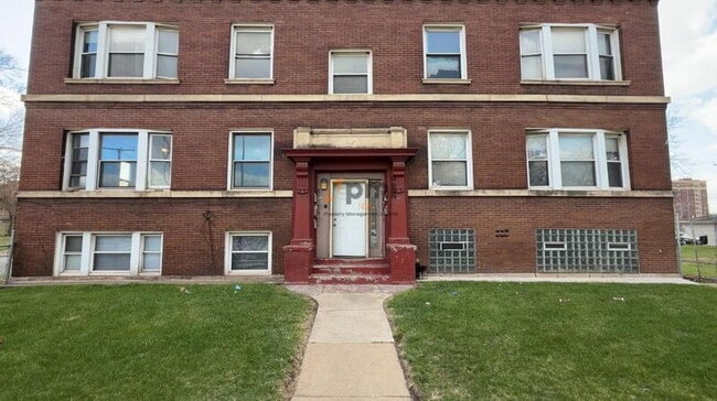 Building Photo - 672 Connecticut St Unit Apt 1S