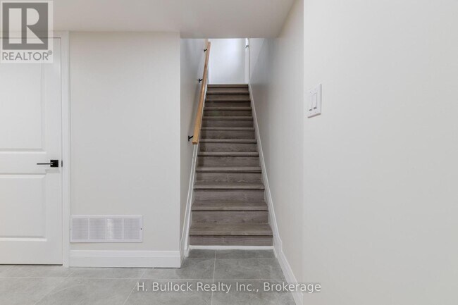 Photo - 3336 Kodiak St