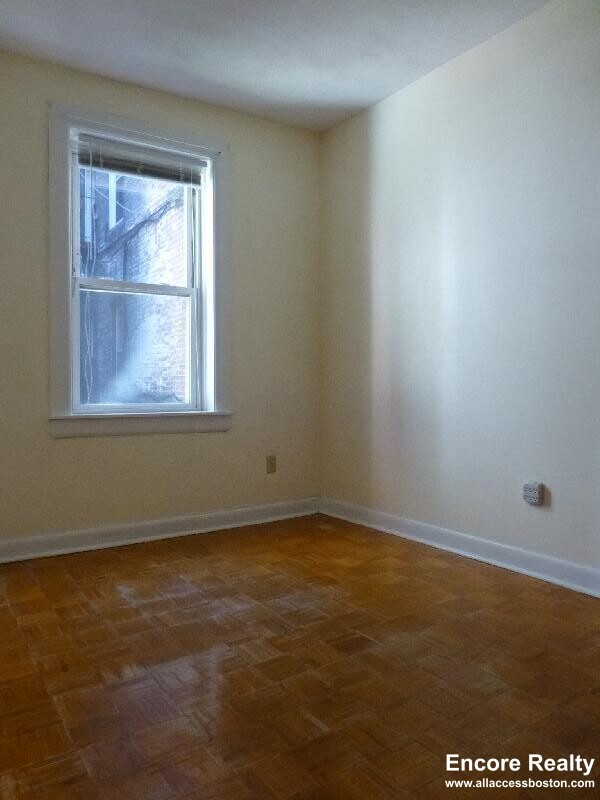 Photo - 145 Endicott St Unit A