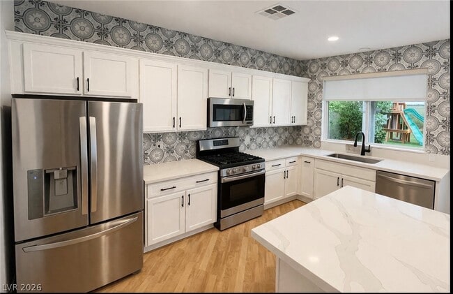 Photo - 5815 Field Breeze St