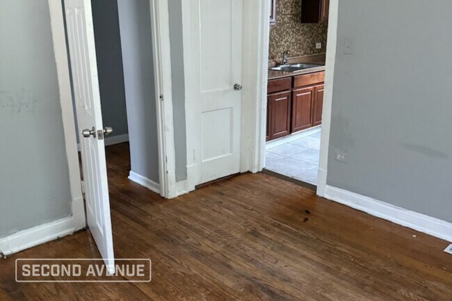 Photo - 9320 S Saginaw Ave