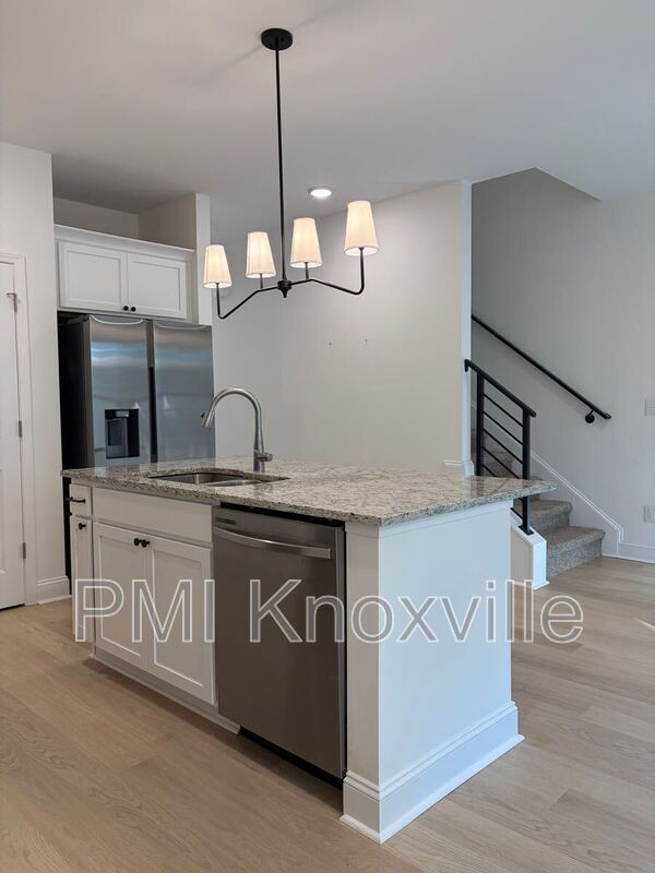 Photo - 8413 Whisper Ln