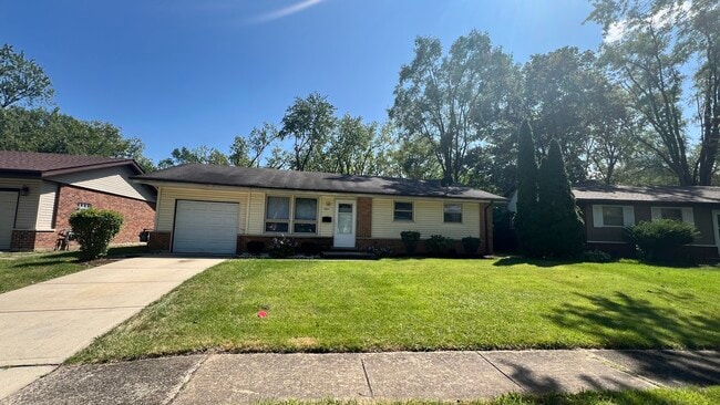 Photo - 3321 Hickory Ln