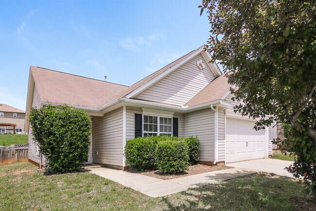 Photo - 352 Averasboro Dr