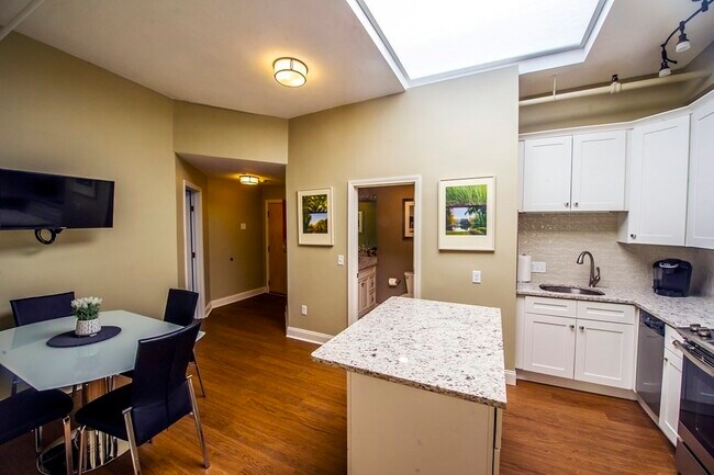 Photo - 188 North St Unidad #61