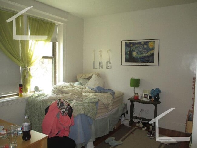 Photo - 3bed1bath in Brighton is available in 9/1