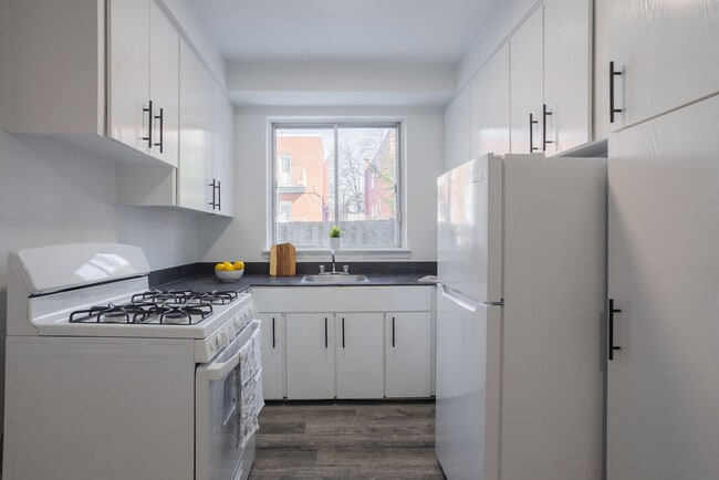 Photo - 4840 Boul Édouard-Montpetit