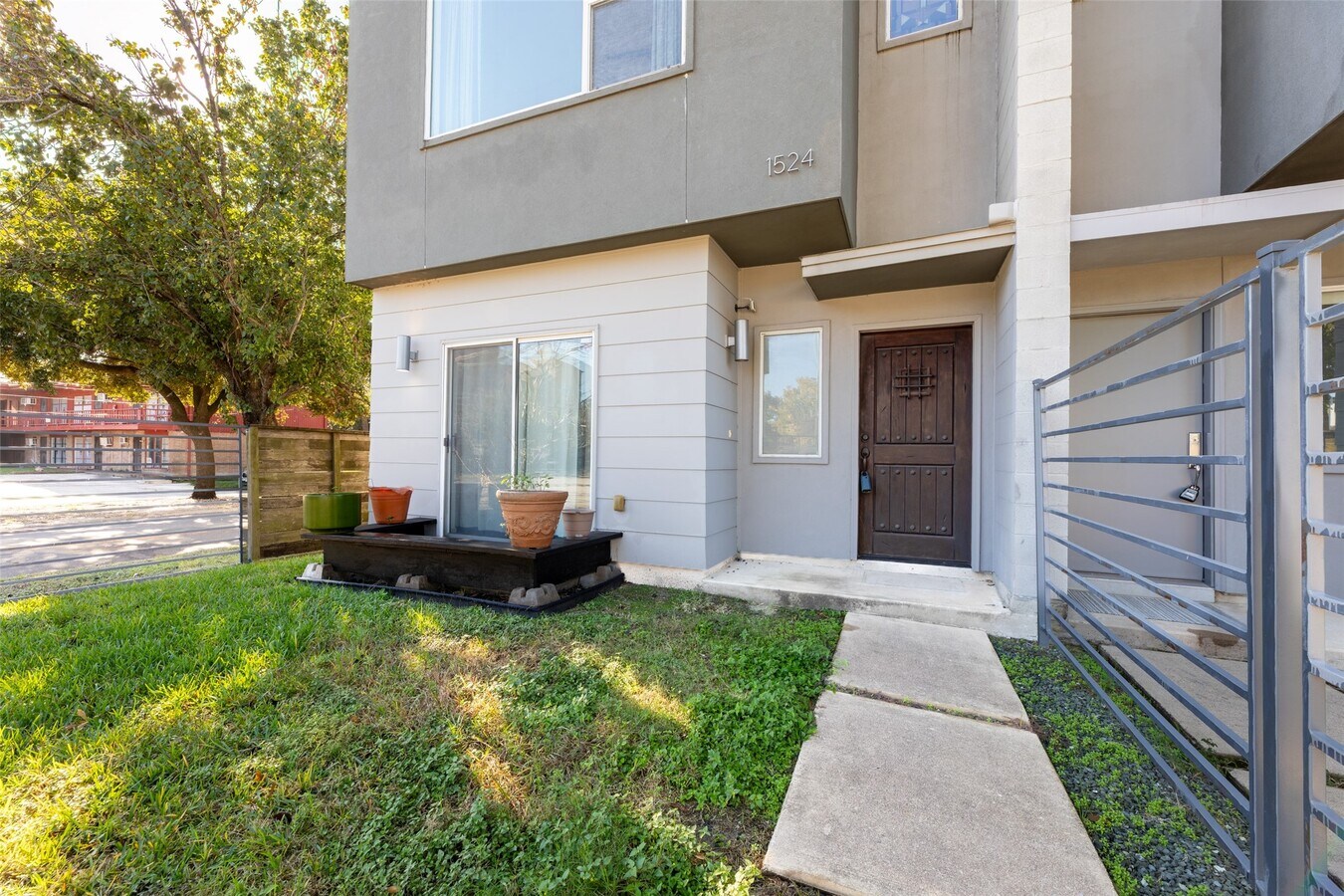 Photo - 1524 Blodgett St