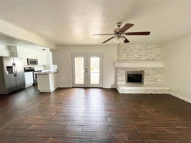 1305 W Spring Creek Pkwy