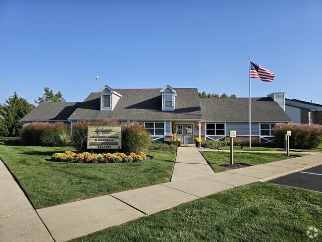 Building Photo - Compass Pointe Apartments