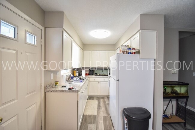 Photo - 2 Bedroom 1.5 Bath Home