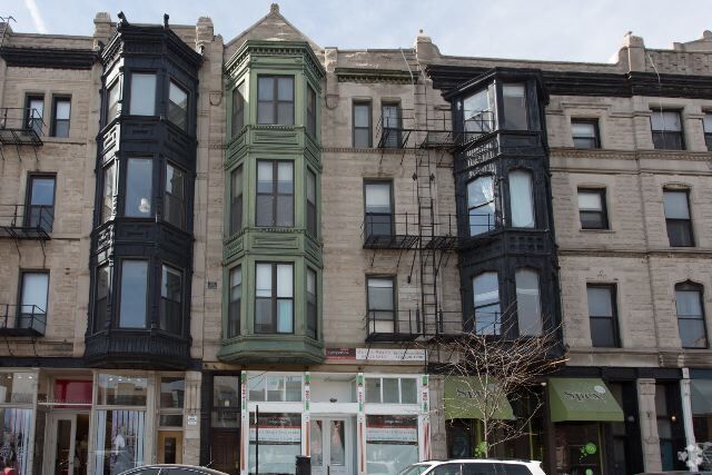 Building Photo - 2142 N Halsted St Unit 3F Rental