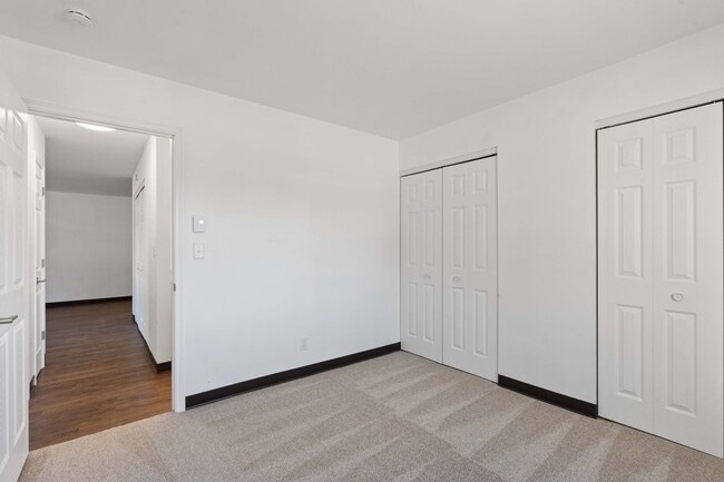 Hillcrest Apartments