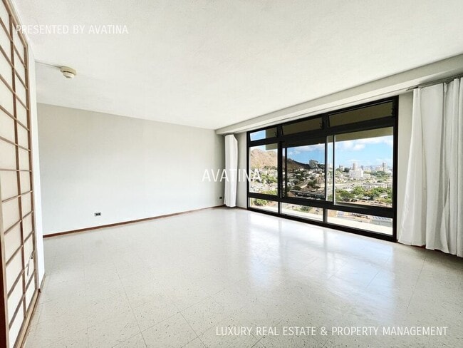Building Photo - 1519 Nuuanu Ave