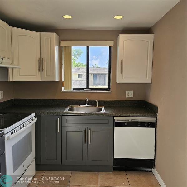 Photo - 1025 S Flagler Ave Unit 805