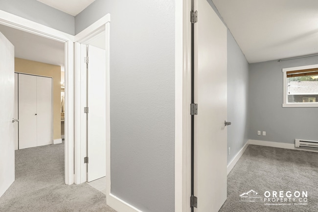 Photo - 6801 SW Terri Ct