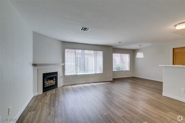 Building Photo - 350 S Durango Dr Unit 103 Rental