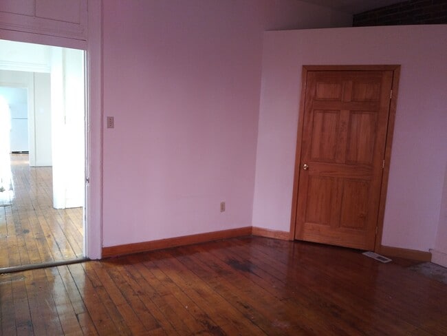 Photo - 2303 Kenton St Unidad #2