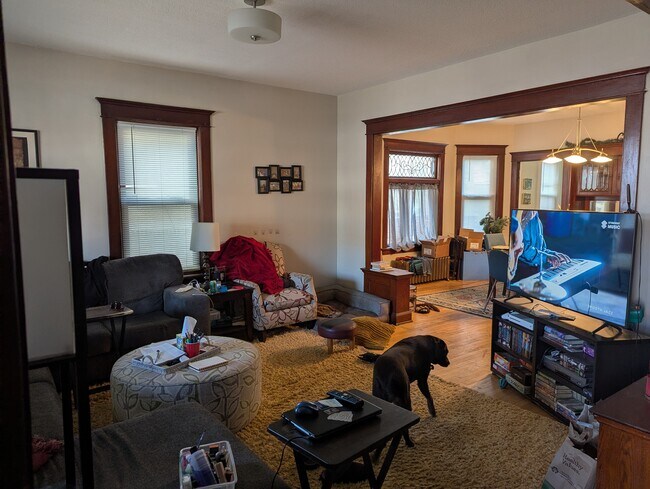 Living room - 3128 10th Ave S Unit #1