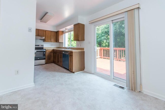 Photo - 7929 Capricorn Terrace
